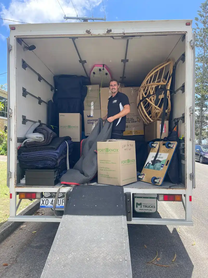 Furniture removalists Labrador helping with a professional home move on the Gold Coast